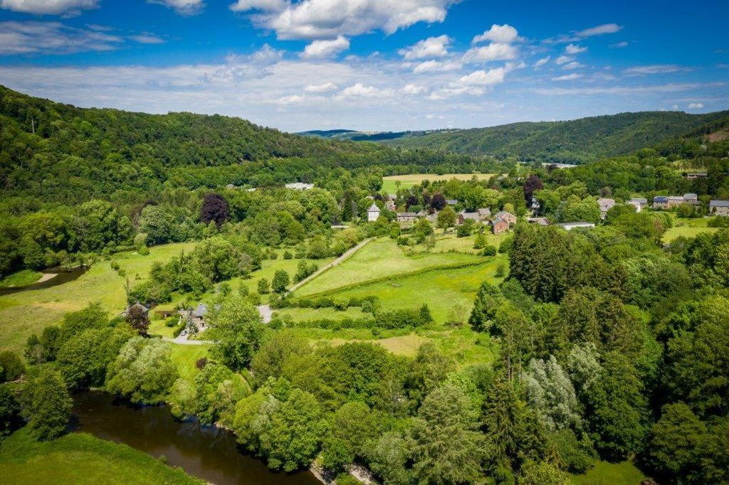 Bed & Breakfast Vallee De L'Ourthe Marcourt Екстериор снимка