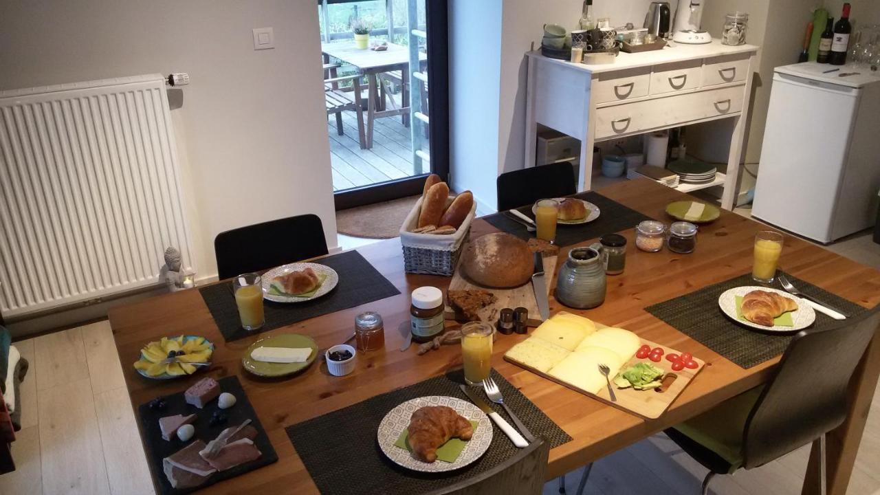 Bed & Breakfast Vallee De L'Ourthe Marcourt Екстериор снимка